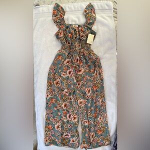 🦋NWT🦋 Beautiful Floral Ankle-Length Jumpsuit